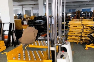 宜興電動(dòng)堆高車